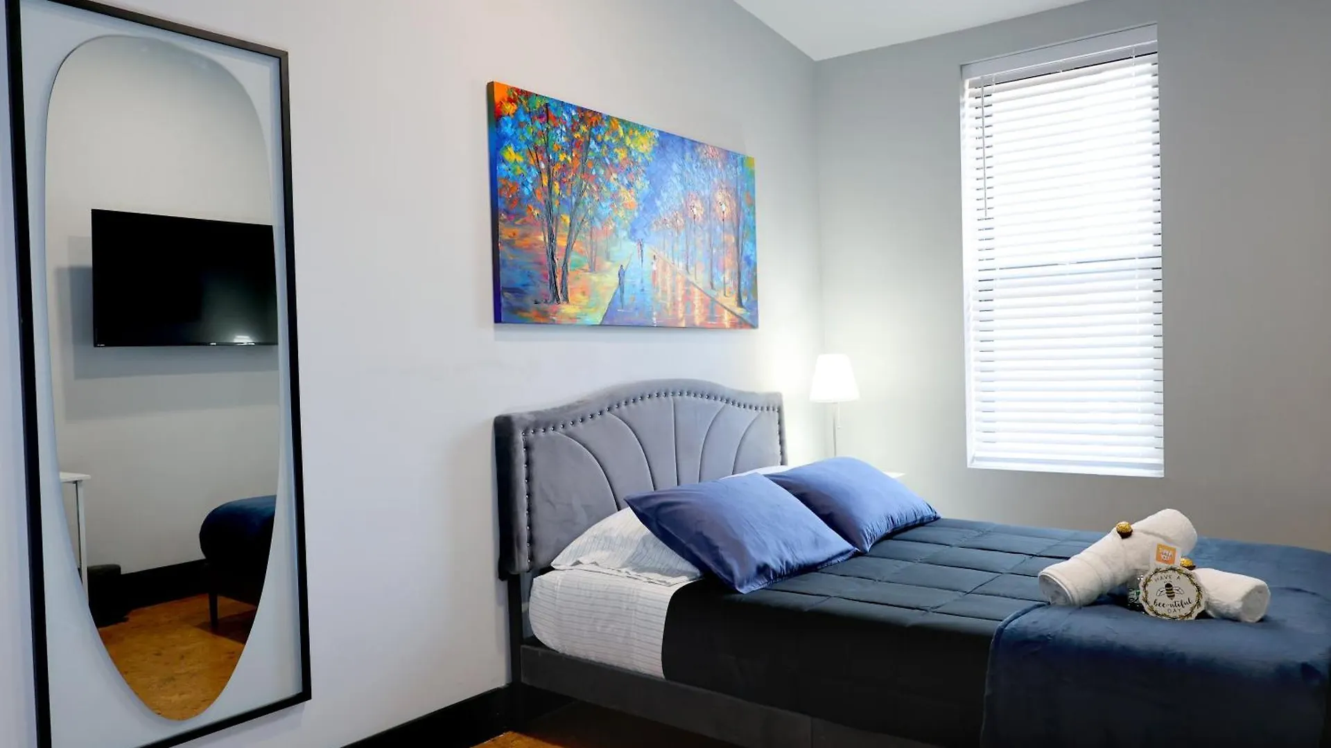 Brand New Private Room Englewood
